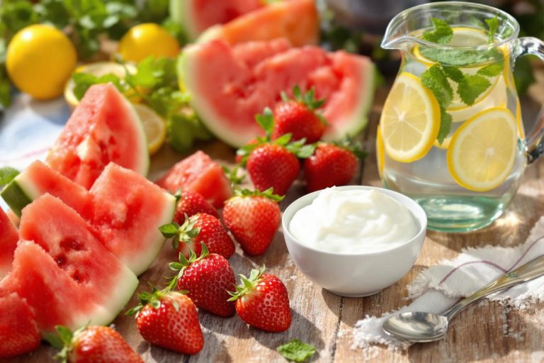 Vague de chaleur : l'aliment à privilégier au petit-déjeuner pour faire du bien à votre corps.jpg